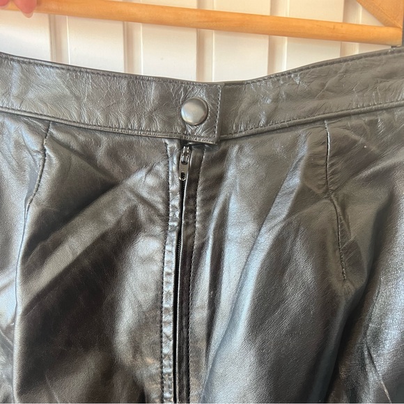 Genuine leather - Wilson mini skirt - Picture 2 of 5